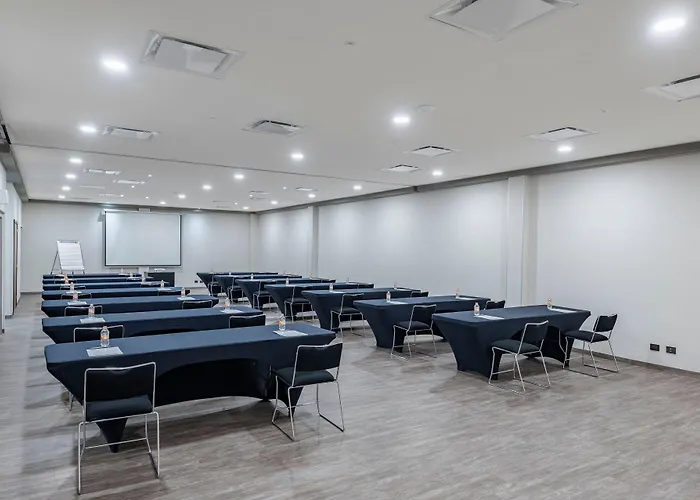 Hotel Express By Marriott Ciudad De Tlalpan Cidade do México