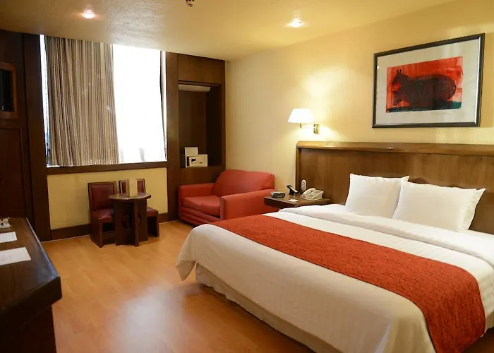 Hotel Express By Marriott Ciudad De Tlalpan 3*