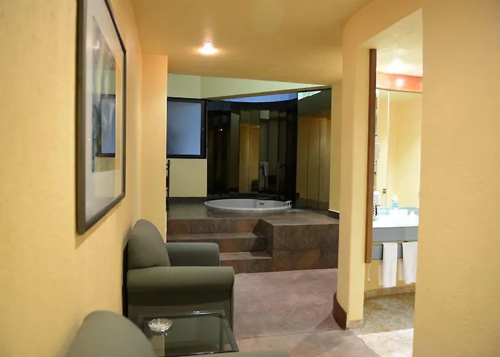 Hotel Express By Marriott Ciudad De Tlalpan 3*